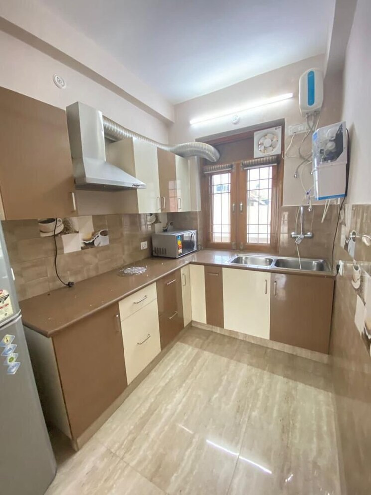 Kitchen, dlf-new-town-heights-i 4 Bedroom 2630 Sq.Ft. Apartment In Sector 90 Gurgaon 9368237