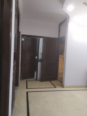 Building Lobby in 2.5 BHK Builder Floor at Chittaranjan Park – for Rent