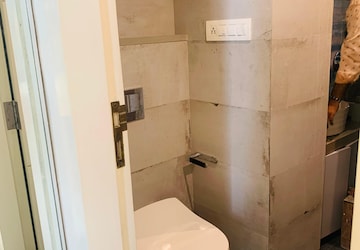 Bathroom in 3 BHK Apartment at Hiranandani Annora, Hiranandani Estate – for Rent