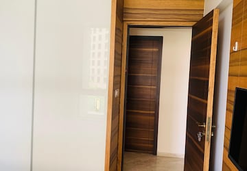 Building Lobby in 3 BHK Apartment at Hiranandani Annora, Hiranandani Estate – for Rent