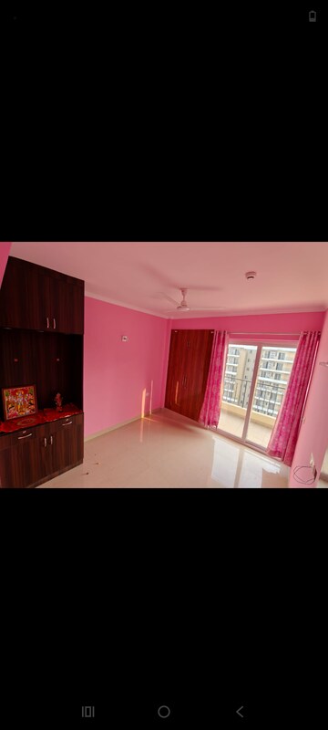 Bedroom in 3.5 BHK Apartment at Amrapali Crystal Homes, Sector 76 – for Rent
