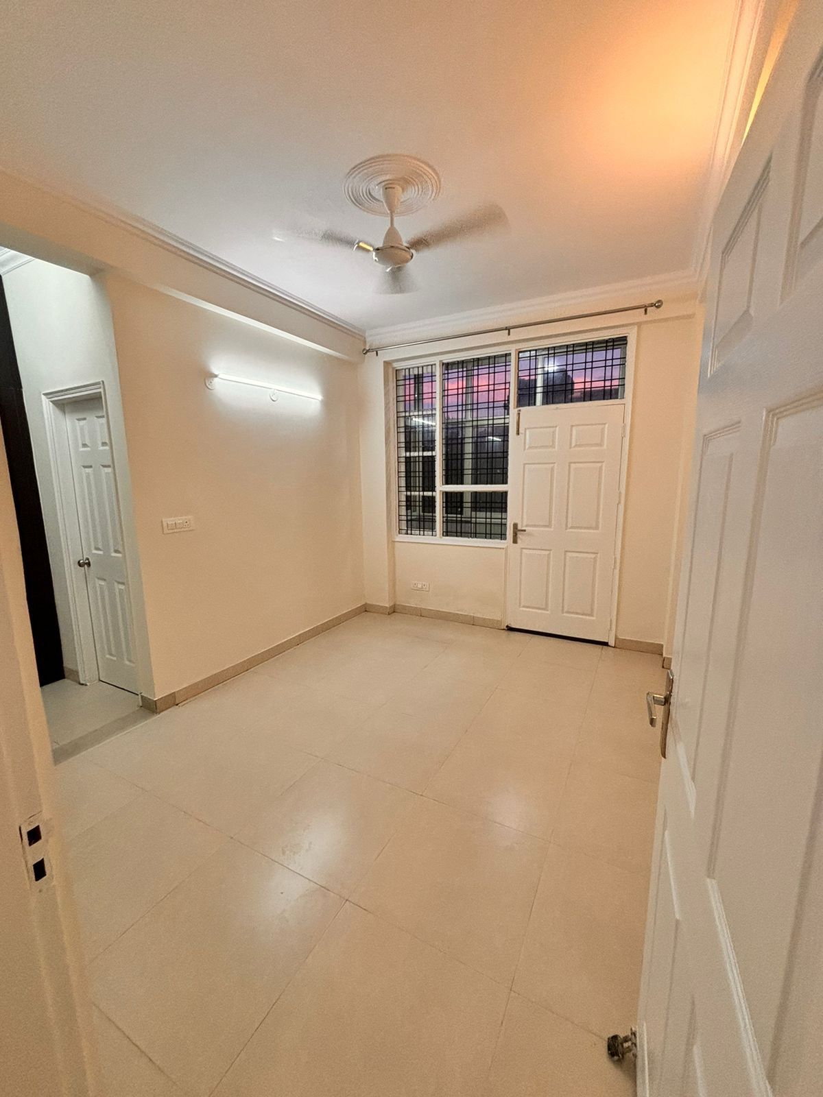 3 BHK + Pooja Room 1800 Sq.Ft. Builder Floor in SS The Lilac