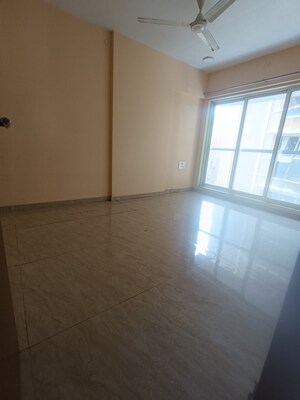 Room in 2 BHK Apartment at Vijay Khetan Krishna Residences, Andheri East – for Rent