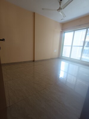 Room in 2 BHK Apartment at Vijay Khetan Krishna Residences, Andheri East – for Rent