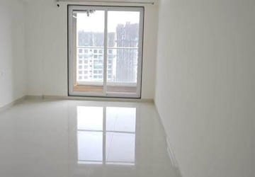 Room in 1 BHK Apartment at Thane East – for Sale