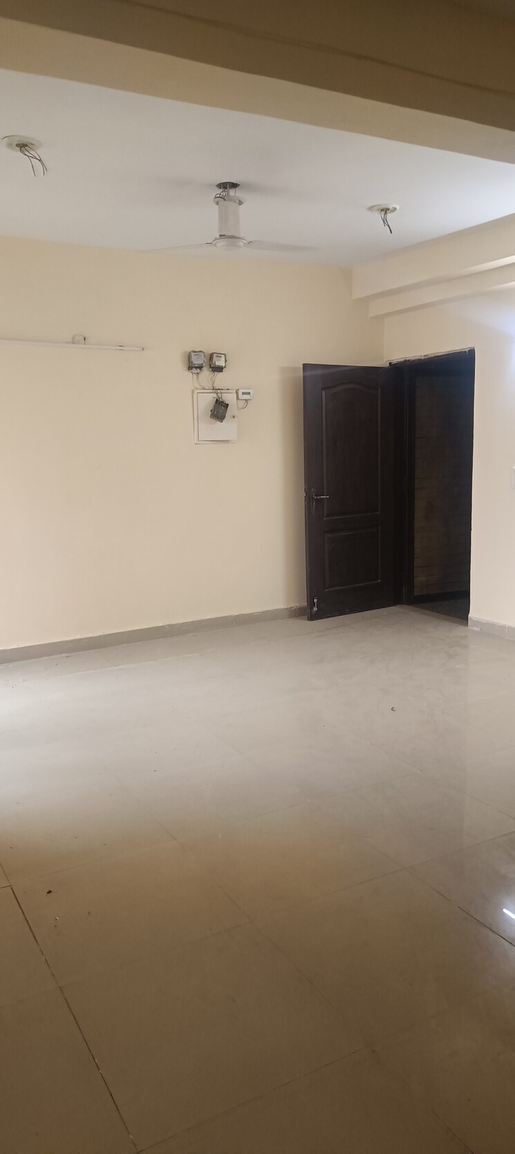 Room, gardenia-golf-city 3 Bedroom 1350 Sq.Ft. Apartment In Sector 75 Noida 9368286