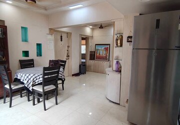Living Room in 1.5 BHK Apartment at Sri Gurunanak CHS, Kopri – for Sale