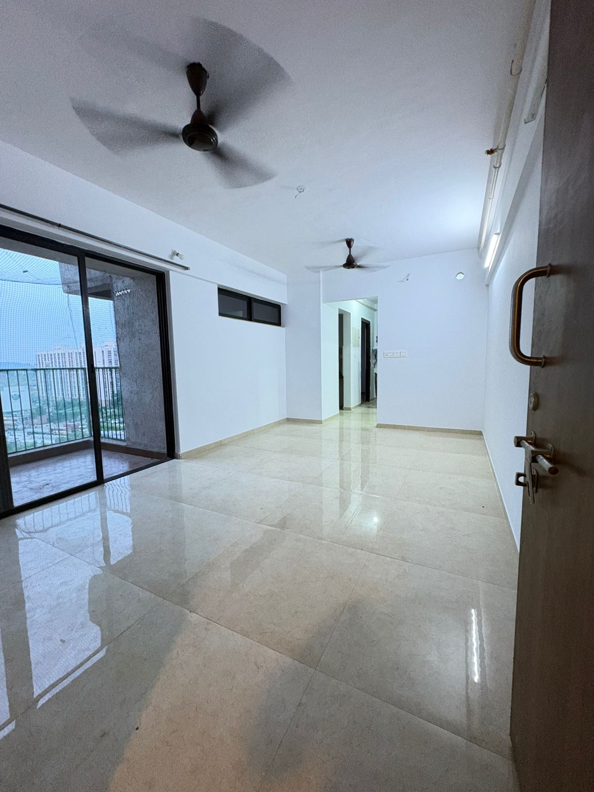 2 BHK Apartment For Sale in Lodha Palava City Lakeshore Greens