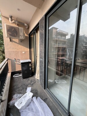 Kitchen in 2 BHK Builder Floor at Sector 43 – for Rent