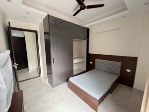 Kitchen in 2 BHK Builder Floor at Sector 43 – for Rent
