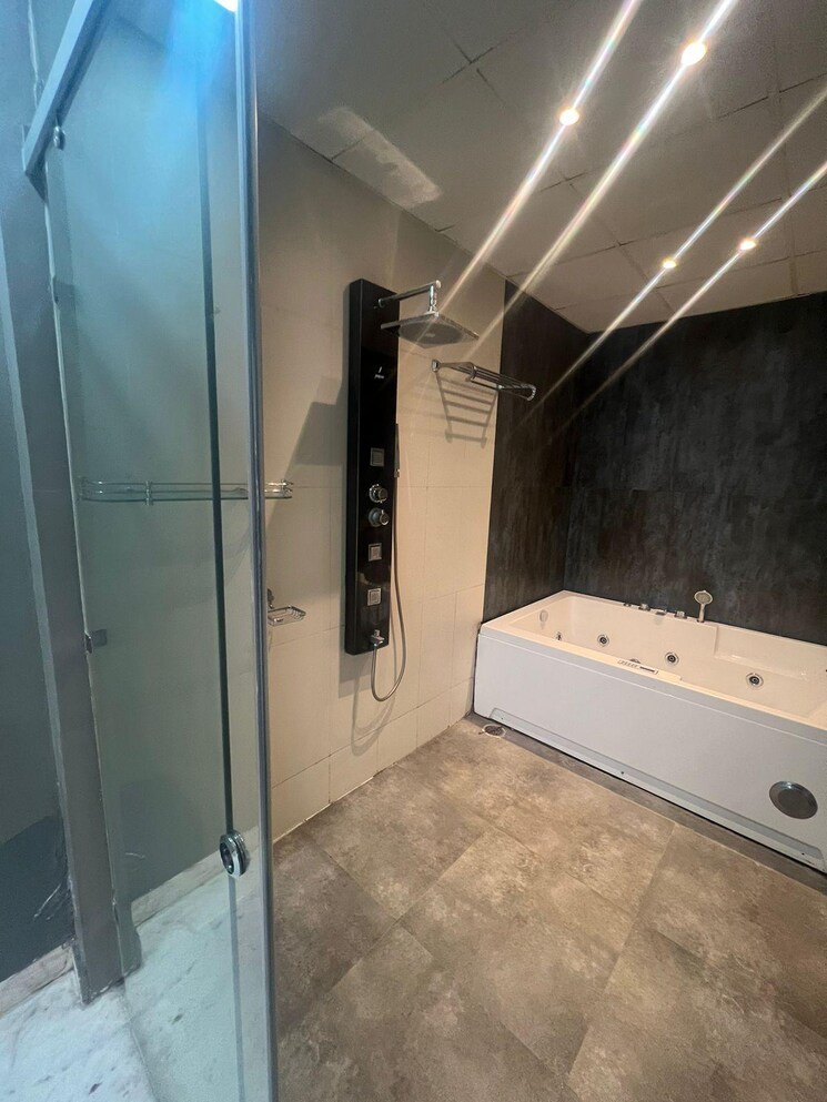 Bathroom, ansal-api-esencia 4 Bedroom 2198 Sq.Ft. Apartment In Sector 67 Gurgaon 9368328