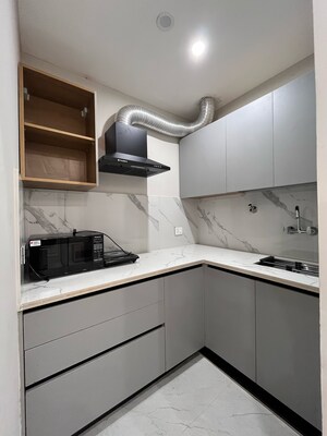 Kitchen in 1 BHK Builder Floor at Sector 42 – for Rent