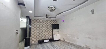 Room in 3 BHK Independent House at Sector 7 – for Rent
