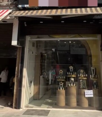 Floor Plan in  Shop at Hazratganj – for Rent