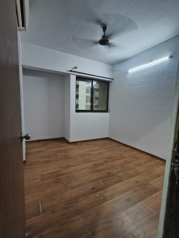 Room in 2 BHK Apartment at Lodha Palava City Lakeshore Greens, Dombivli East – for Rent