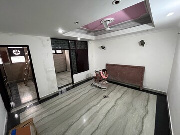 Furnished Amenities in 1.5 BHK Builder Floor at Ansal Sushant Lok I, Sector 43 – for Rent