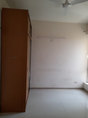 Room in 3 BHK Apartment at Emaar MGF Emerald Hills, Sector 65 – for Sale