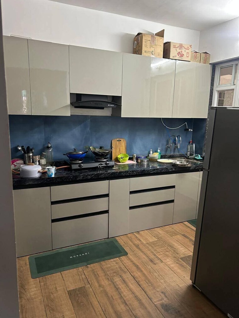 Kitchen, shree-venkatesh-graffiti-glover 2 Bedroom 778 Sq.Ft. Apartment In Keshav Nagar Pune 9368417