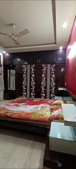 1.5 BHK + Extra Room 500 Sq.Ft. Builder Floor in Govindpuri