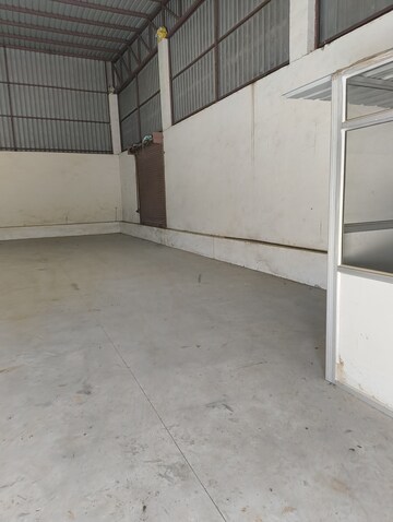 Room in  Warehouse at Bhakrota – for Rent