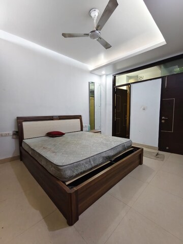 Bedroom in 4 BHK Villa at Sushant Lok 2, Sector 57 – for Rent