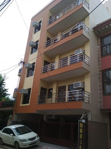 2 BHK Builder Floor – Exterior View View at Sector 40 - for Rent