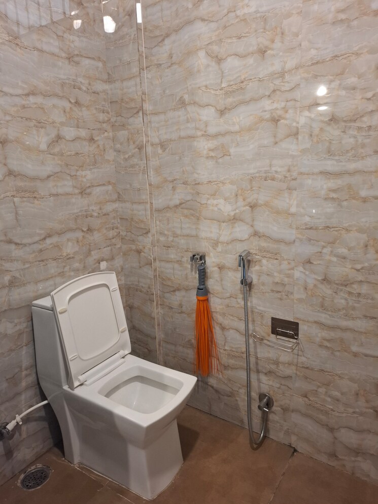 Bathroom, aditya-hill-top 3 Bedroom 2500 Sq.Ft. Apartment In Banjara Hills Hyderabad 9368446