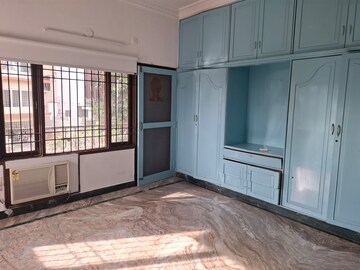 Room in 3 BHK Apartment at Aditya Hill Top, Banjara Hills – for Rent