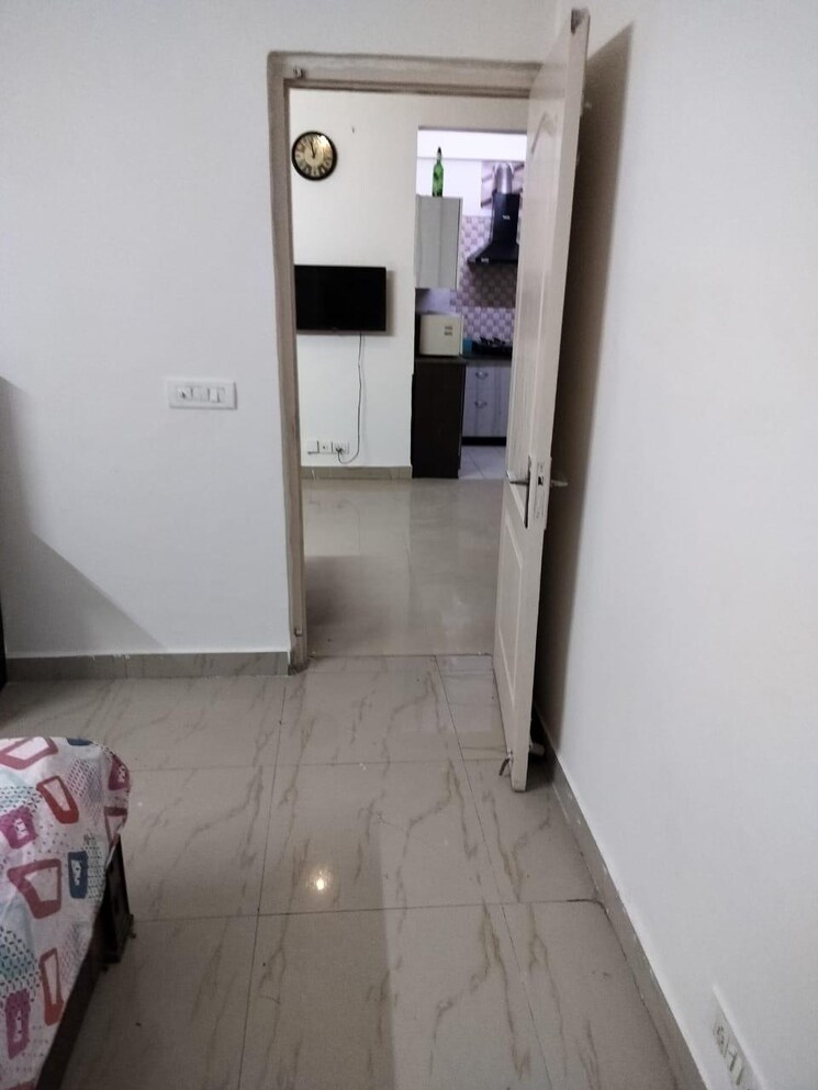 Kitchen, amrapali-princely-estate 2 Bedroom 875 Sq.Ft. Apartment In Sector 76 Noida 9368431