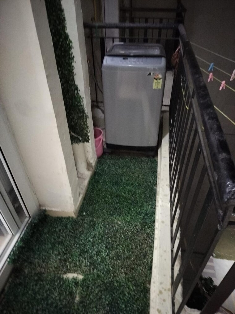 Balcony, amrapali-princely-estate 2 Bedroom 875 Sq.Ft. Apartment In Sector 76 Noida 9368431