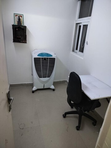 Master Bedroom in 2 BHK Apartment at Amrapali Princely Estate, Sector 76 – for Rent