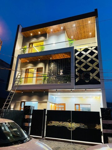 4 BHK Independent House For Sale in Sunny Enclave