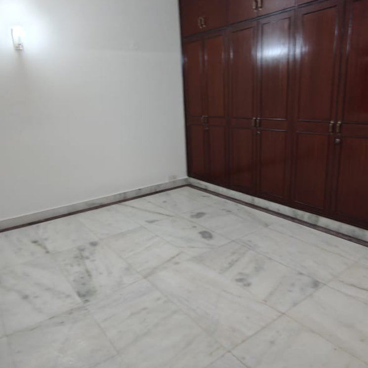 Room, vasant vihar 4 Bedroom 3600 Sq.Ft. Builder Floor In Vasant Vihar Delhi 9368474