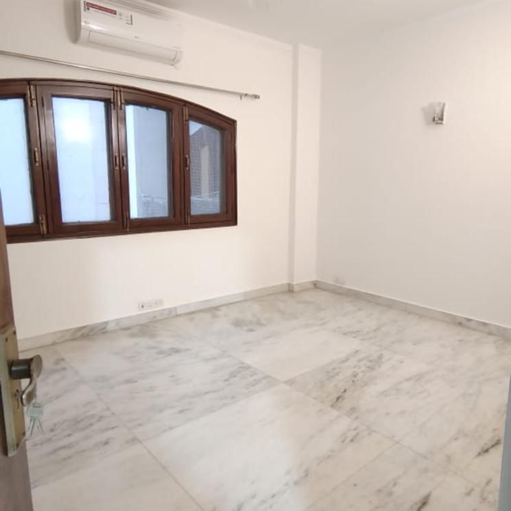 Room, vasant vihar 4 Bedroom 3600 Sq.Ft. Builder Floor In Vasant Vihar Delhi 9368474