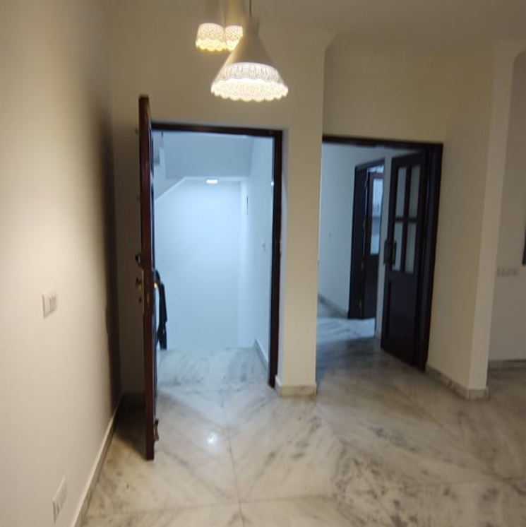 Room, vasant vihar 4 Bedroom 3600 Sq.Ft. Builder Floor In Vasant Vihar Delhi 9368474