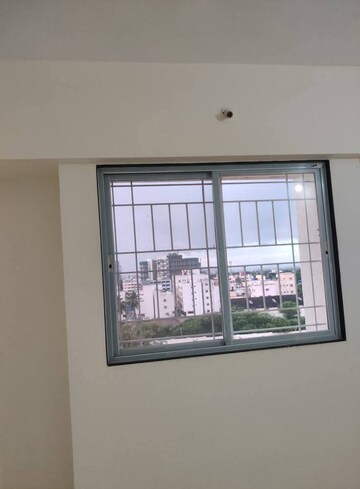 Room in 1 BHK Apartment at Gera Shrishti, Wagholi – for Rent