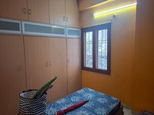 Bedroom in 3 BHK Apartment at Film Nagar – for Rent