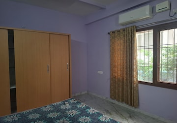 Bedroom in 3 BHK Apartment at Film Nagar – for Rent