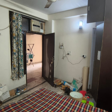 Bedroom in 1 BHK Builder Floor at Malviya Nagar – for Rent
