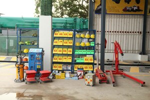  Showroom – Exterior View View at Aajivali - for Rent