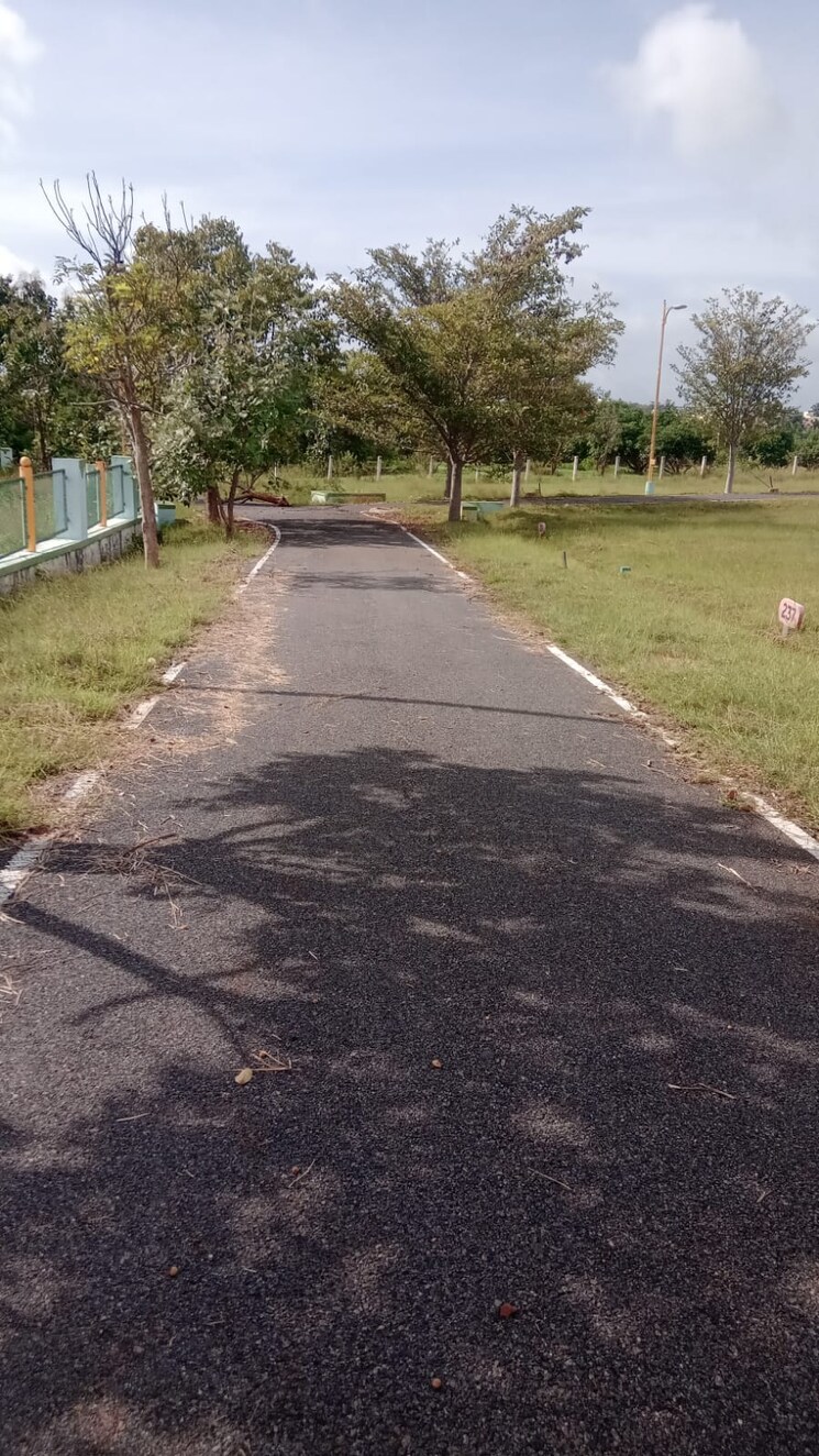 Exterior View, nitesh-broadway  7 Acre Plot In Mg Road Bangalore 9368493