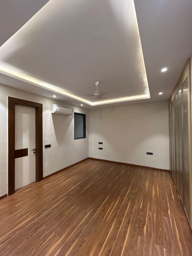 Room, m3m-latitude 4 Bedroom 2875 Sq.Ft. Apartment In Sector 65 Gurgaon 9368522
