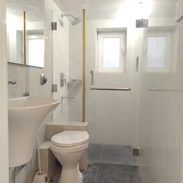 Bathroom in 2 BHK Apartment at Simran CHS Santacruz, Vithaldas Nagar – for Rent