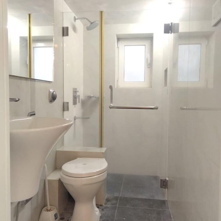 Bathroom, simran-chs-santacruz 2 Bedroom 850 Sq.Ft. Apartment In Vithaldas Nagar Mumbai 9368530