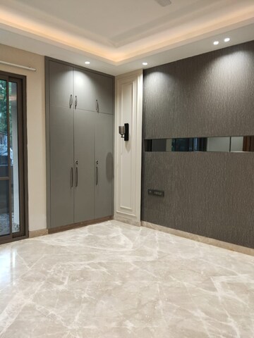 4 BHK Builder Floor For Rent in S 27 Luxury Homes, Greater Kailash