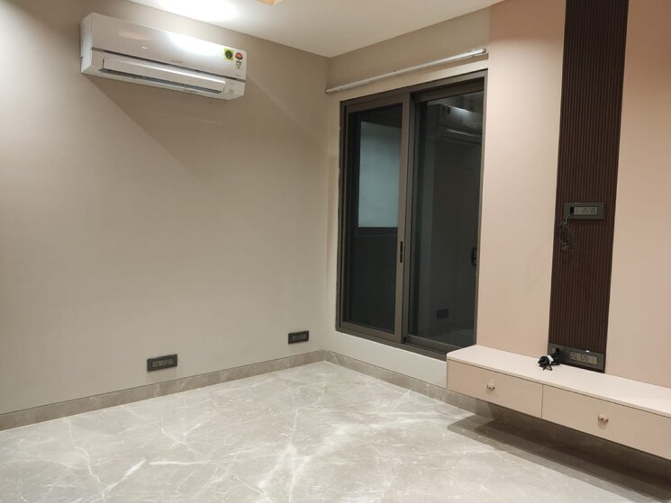 Room, s-27-luxury-homes 4 Bedroom 370 Sq.Yd. Builder Floor In Greater Kailash Delhi 9368539