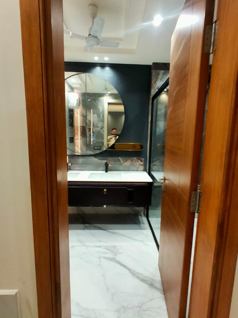 undefined, s-27-luxury-homes 4 Bedroom 370 Sq.Yd. Builder Floor In Greater Kailash Delhi 9368539