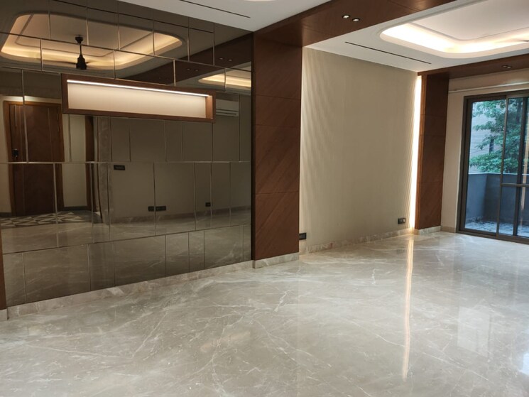 Room, s-27-luxury-homes 4 Bedroom 370 Sq.Yd. Builder Floor In Greater Kailash Delhi 9368539