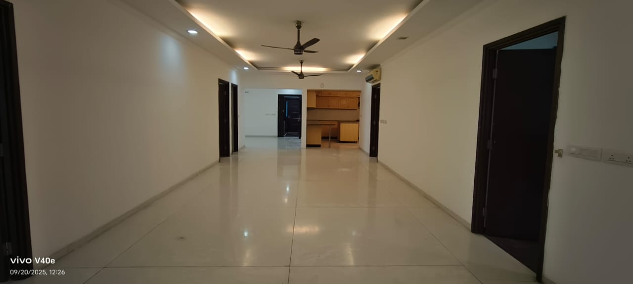 4 BHK + Pooja Room 3080 Sq.Ft. Apartment in Jayabheri Orange County