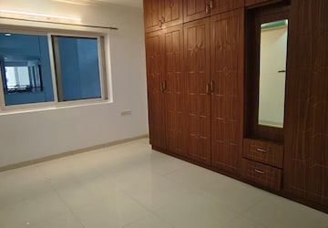 Room in 4 BHK Apartment at Jayabheri Orange County, Gachibowli – for Rent